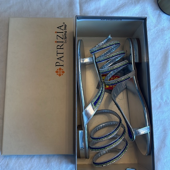 Patrizia Nefertiti -SL silver wrap around flats - Picture 10 of 10